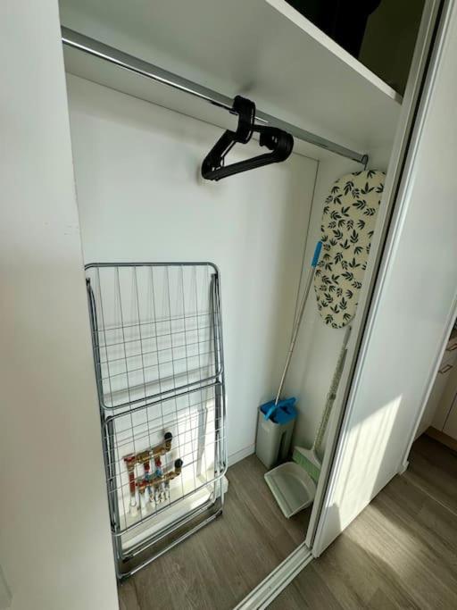 Apartment Moderne Et Equipe, Proche Du Rer, Paris & Aeroport D'orly En 20 Min, Lit Bebe Sur Demande
